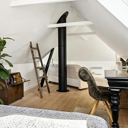 Timber-framed With Bright And Idyllic Garden Juelsminde (Hedensted)