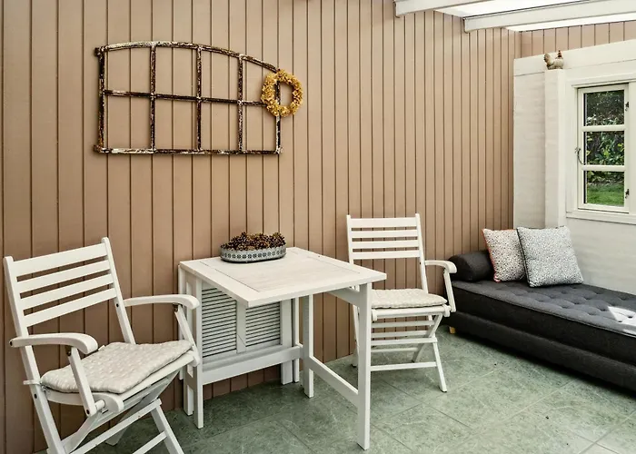 Hébergement de vacances Timber-framed With Bright And Idyllic Garden